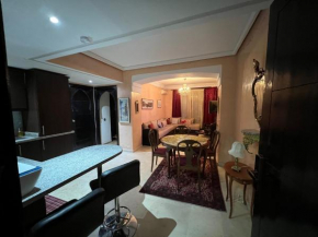 Luxury apartment in the heart of Gueliz , Wifi, Pool